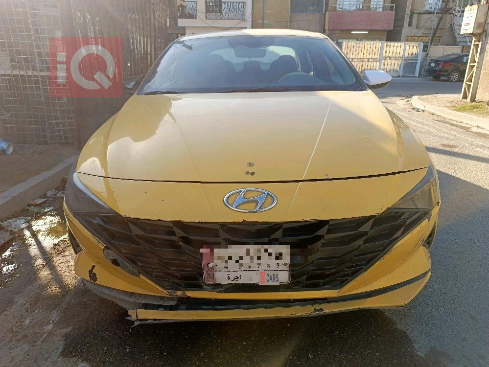 هیۆندای ئەلەنترا